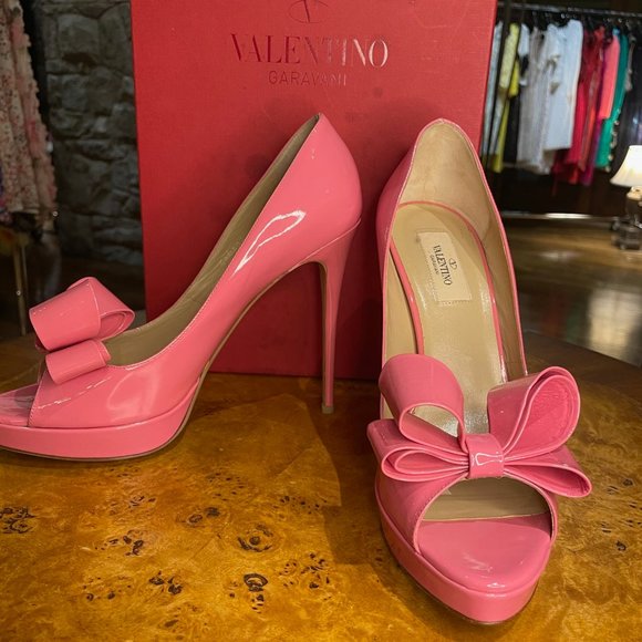 VALENTINO GARAVANI "BOW" peep toe platform heel in pink - Picture 1 of 6